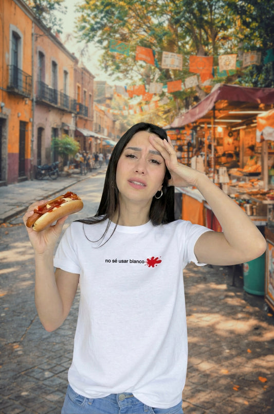 No sé usar blanco - Playera Mujer